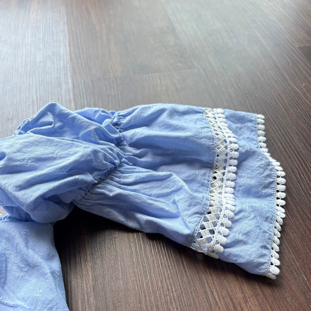 Cottagecore Prairie Light Blue Off-Shoulder Top Crochet Tassel Size 8 - Picture 8 of 9